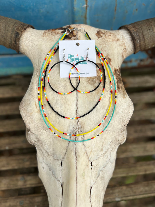 Be bold and stand out this season with this gorgeous 3 strand Serape Necklace. This fashionable accessory will make all your outfits complete, adding a vibrant, modern twist. Embrace the beauty of the serape pattern today!